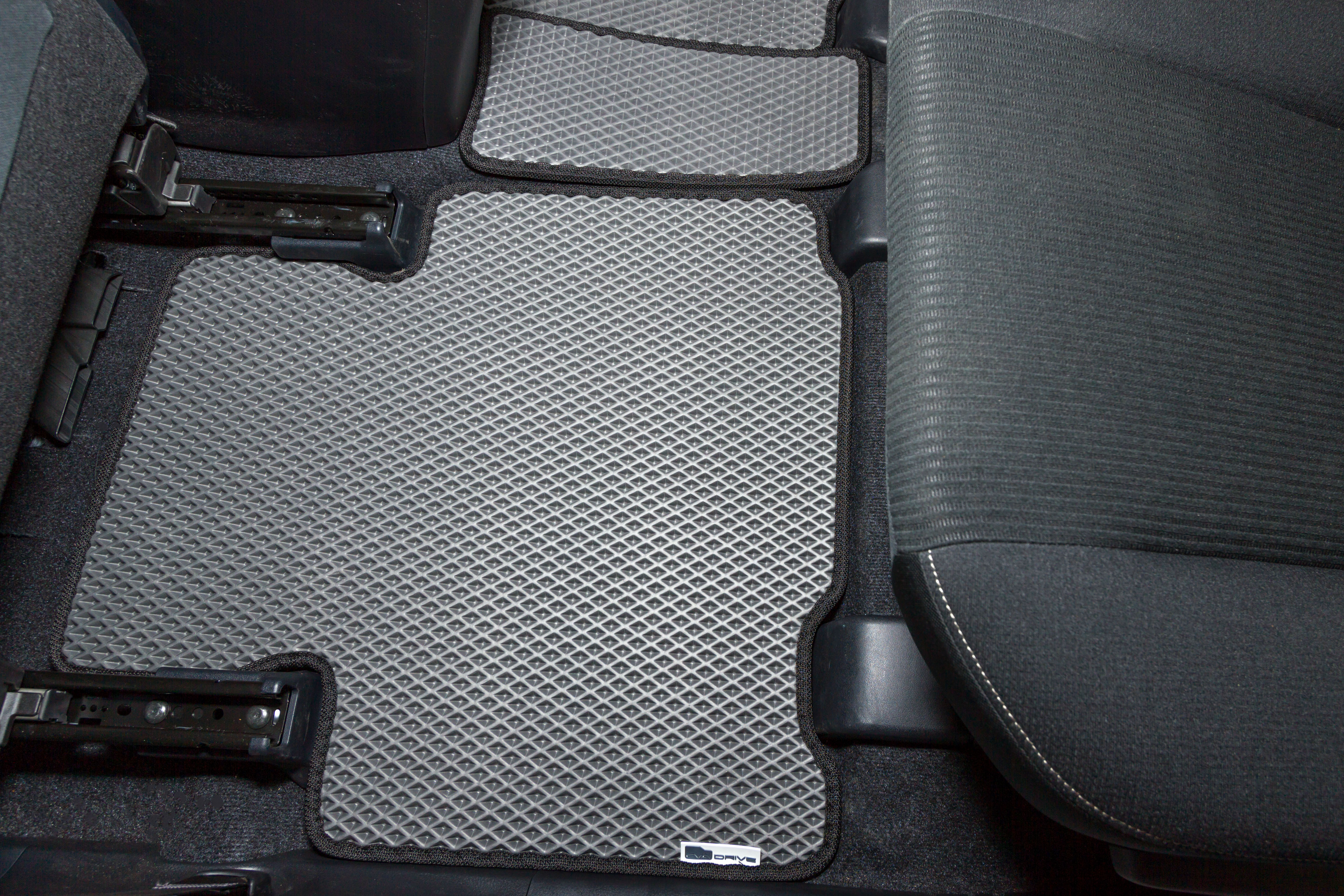 Автомобильный коврик EVA 9318464 в салон Toyota RAV4 2019->, черный