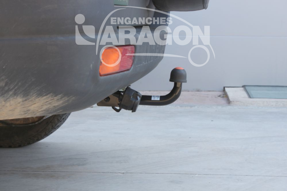 Фаркоп Aragon E3503AA Land Rover Freelander, 1998-2003, 2004-2007