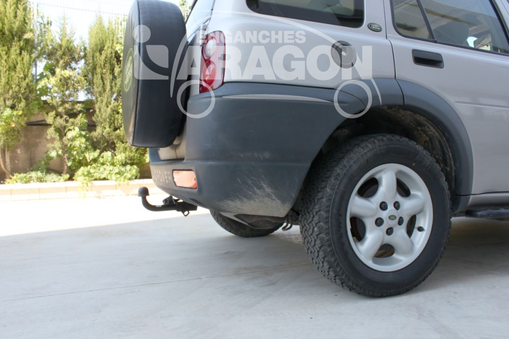 Фаркоп Aragon E3503AA Land Rover Freelander, 1998-2003, 2004-2007