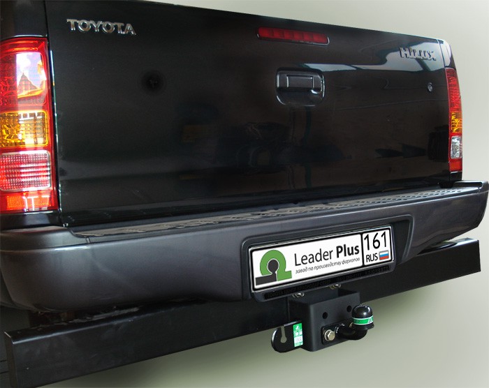 Фаркоп Leader Plus T114-F Toyota HILUX 4WD N2 под задний силовой бампер 2008-...