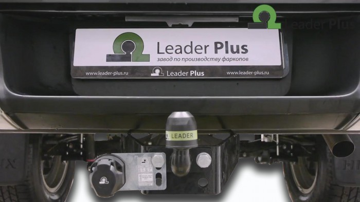 Фаркоп Leader Plus T121-F Toyota HILUX 4WD 2015 -...