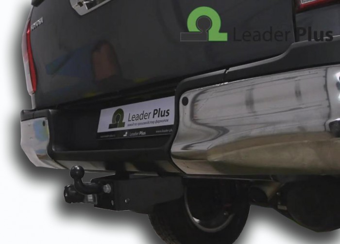Фаркоп Leader Plus T121-F Toyota HILUX 4WD 2015 -...