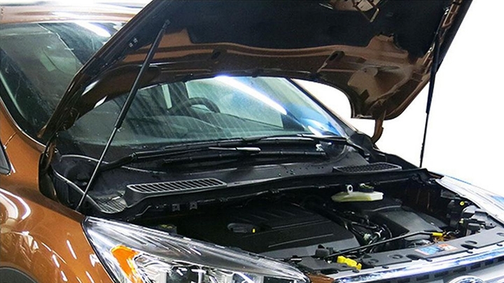 Упор капота Rival A.ST.1806.1 Ford Kuga 2016-
